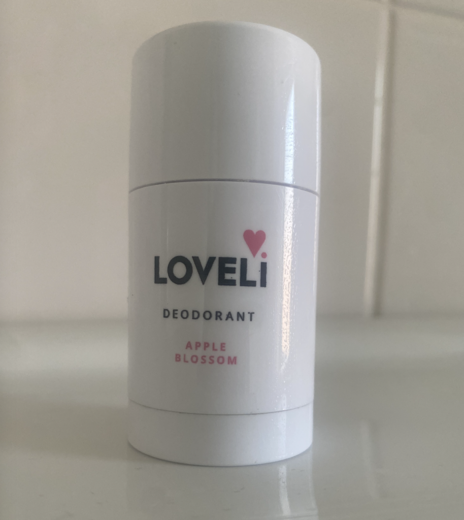 Bij Kinderfavorites zijn we altijd op zoek naar producten d gezond zijn voor je huid. Een van onze favorieten? De deodorants van Loveli!