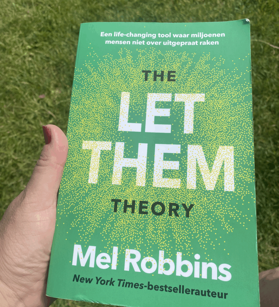 Review: The Let Them Theory – waarom je dit boek moet lezen