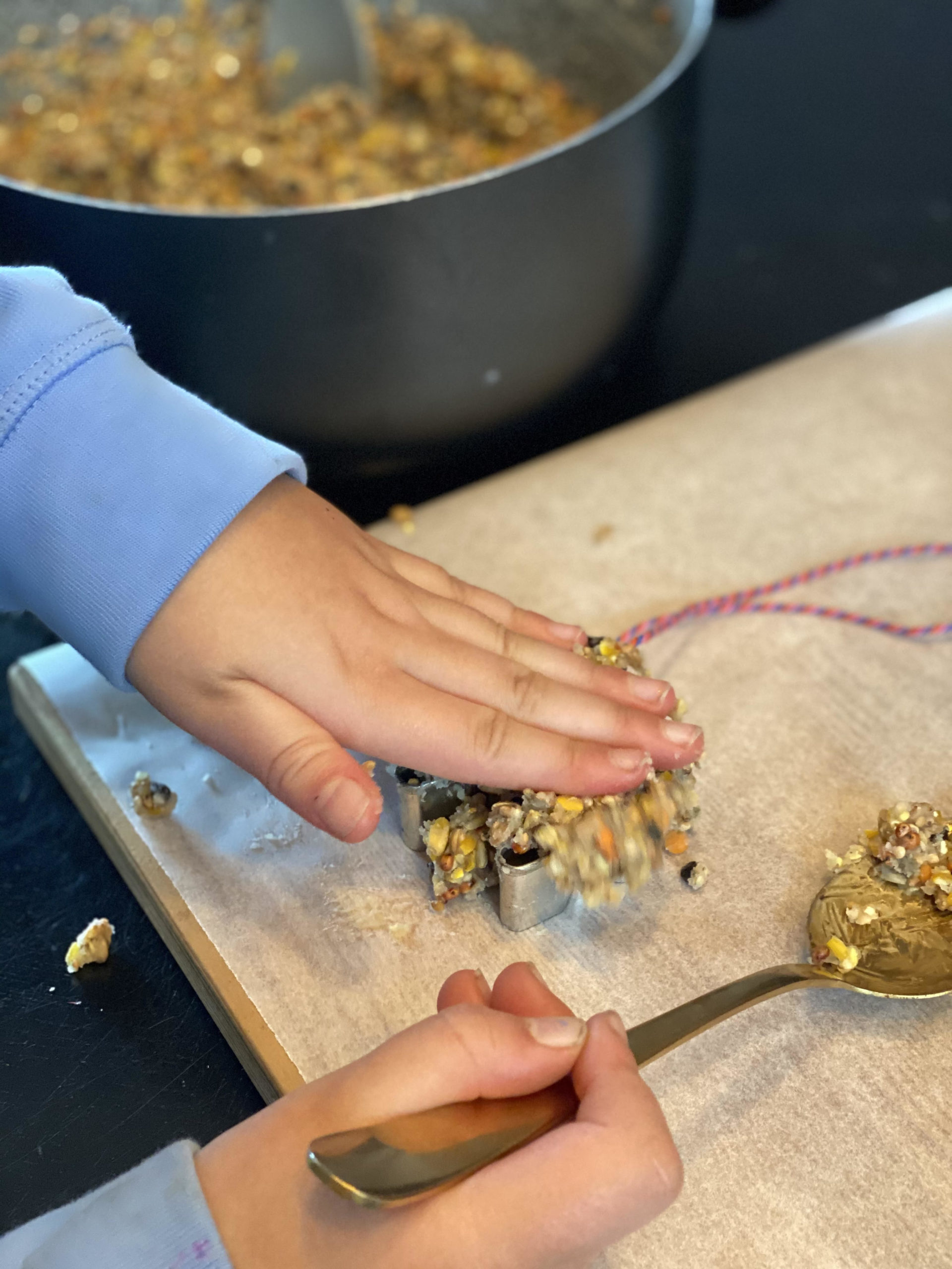 Zelf vetbollen maken | Leuke activiteit met kinderen in de winter